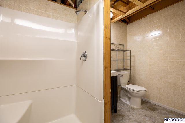 4820 Bunker Hill Road, Lincoln, NE 68521