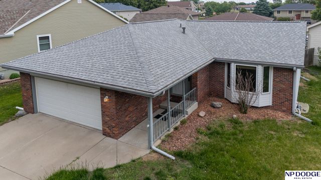 4820 Bunker Hill Road, Lincoln, NE 68521