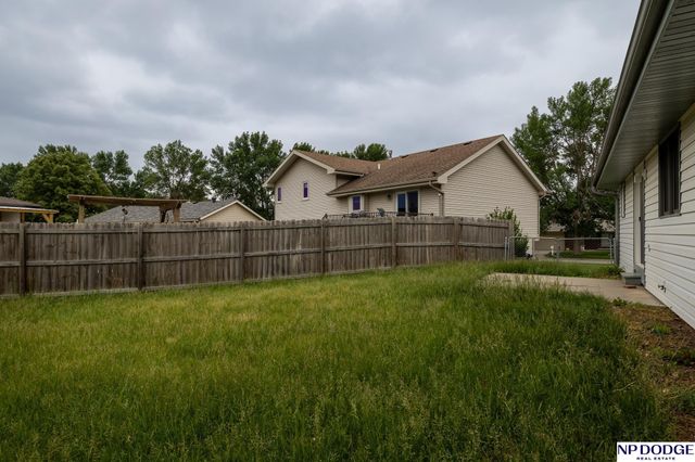 4820 Bunker Hill Road, Lincoln, NE 68521