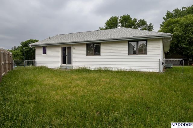 4820 Bunker Hill Road, Lincoln, NE 68521