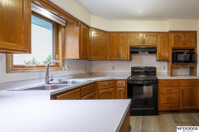 4820 Bunker Hill Road, Lincoln, NE 68521