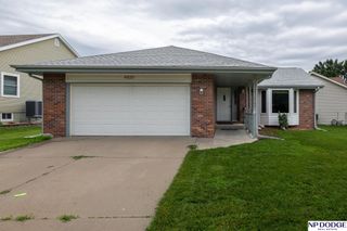 4820 Bunker Hill Road, Lincoln, NE 68521