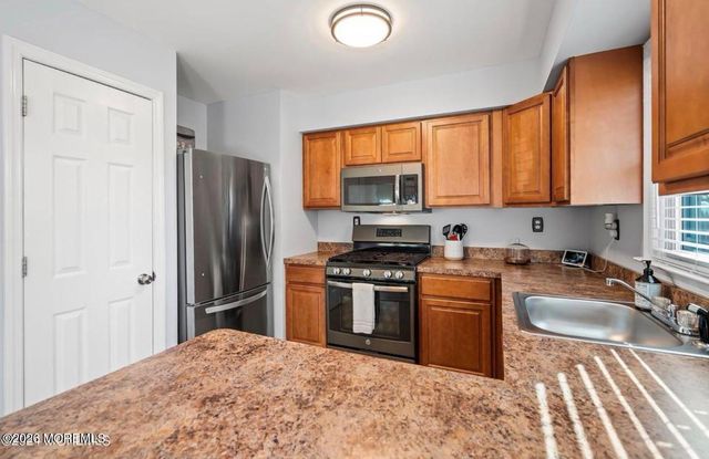 209 Sinclair Avenue, Lanoka Harbor, NJ 08734