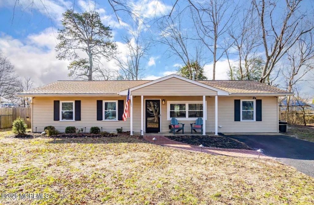 209 Sinclair Avenue, Lanoka Harbor, NJ 08734