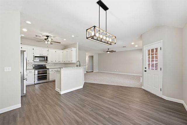 5615 Spring Haven Drive, Blanchard, OK 73010