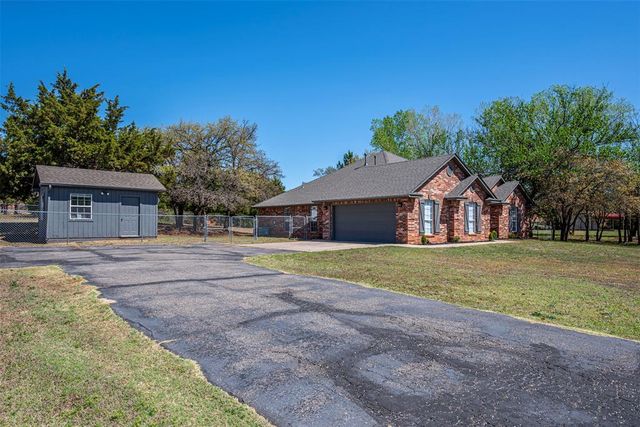 5615 Spring Haven Drive, Blanchard, OK 73010