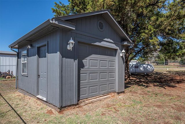 5615 Spring Haven Drive, Blanchard, OK 73010