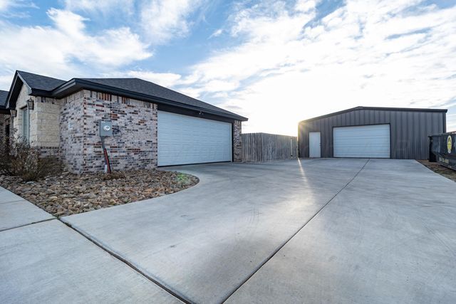 9150 COPPER CREEK Drive, Amarillo, TX 79119