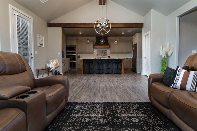 9150 COPPER CREEK Drive, Amarillo, TX 79119