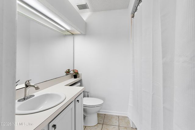 2236 2ND Street S, Jacksonville Beach, FL 32250