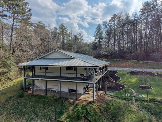 399 Pack Creek Road, Blue Ridge, GA 30513