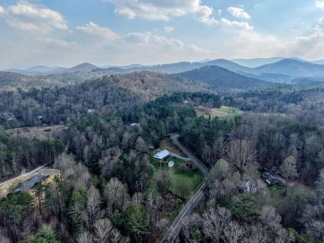 399 Pack Creek Road, Blue Ridge, GA 30513