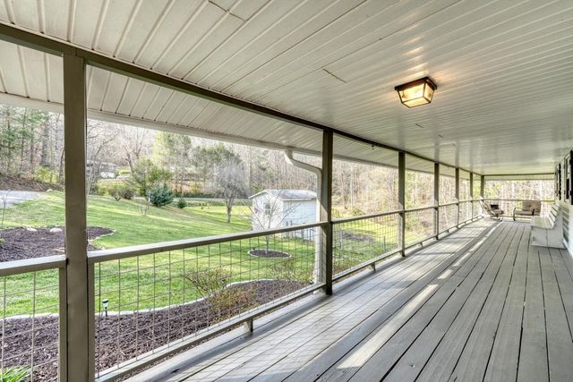 399 Pack Creek Road, Blue Ridge, GA 30513