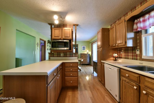 128 Pilling Drive, Fonda, NY 12068