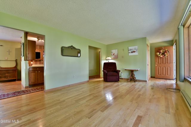 128 Pilling Drive, Fonda, NY 12068