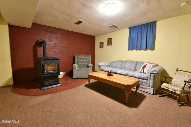 128 Pilling Drive, Fonda, NY 12068