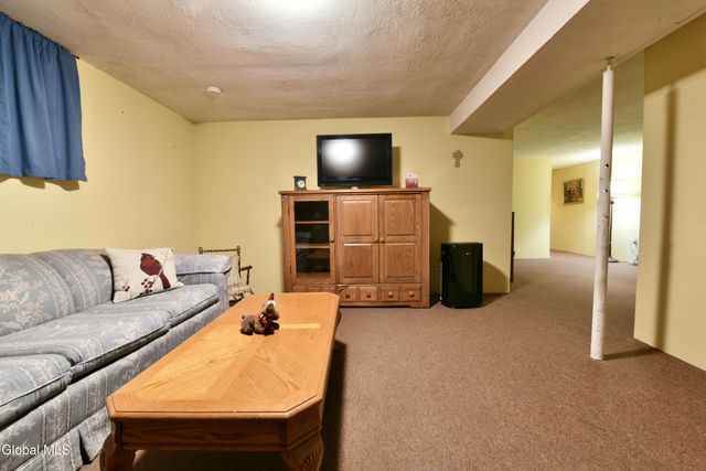 128 Pilling Drive, Fonda, NY 12068