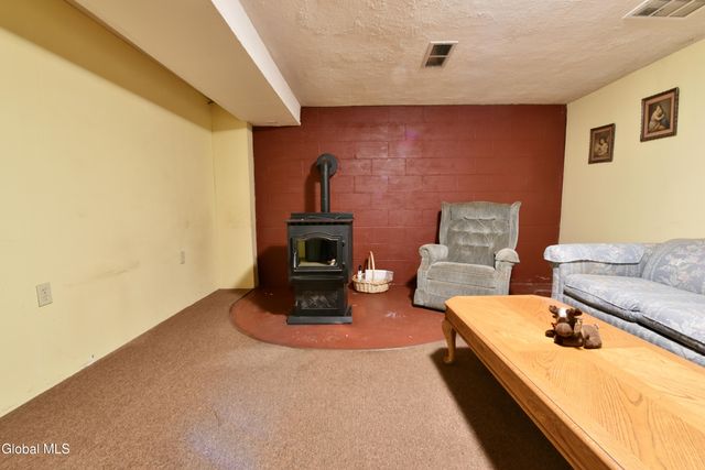 128 Pilling Drive, Fonda, NY 12068