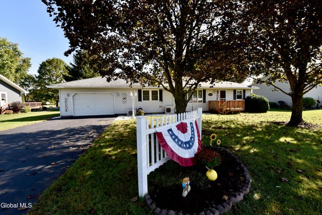 128 Pilling Drive, Fonda, NY 12068