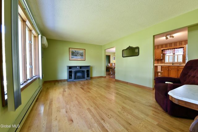 128 Pilling Drive, Fonda, NY 12068