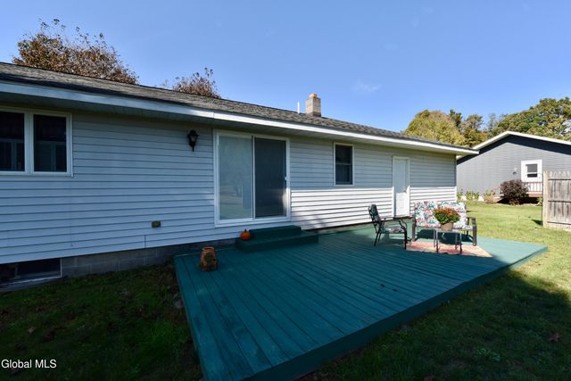 128 Pilling Drive, Fonda, NY 12068