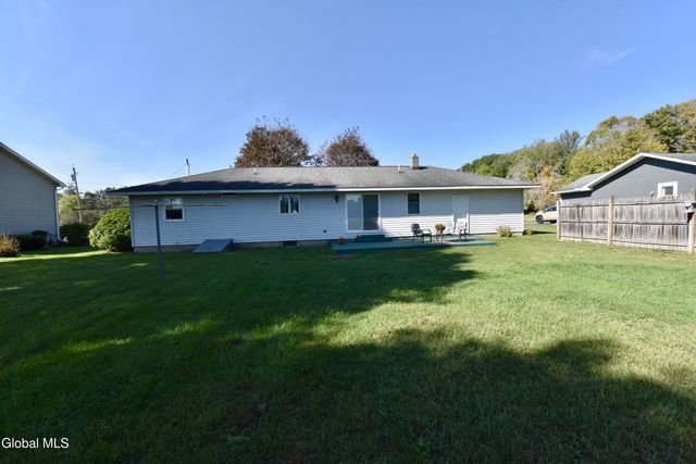 128 Pilling Drive, Fonda, NY 12068