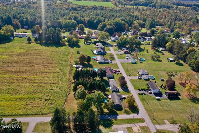 128 Pilling Drive, Fonda, NY 12068