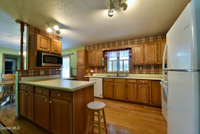 128 Pilling Drive, Fonda, NY 12068