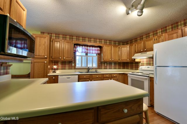 128 Pilling Drive, Fonda, NY 12068