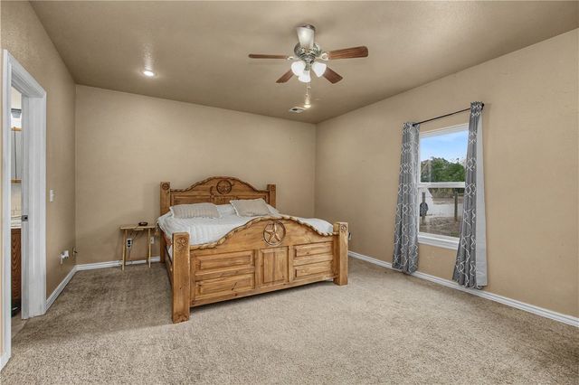 13095 Earl Road, Gravette, AR 72736