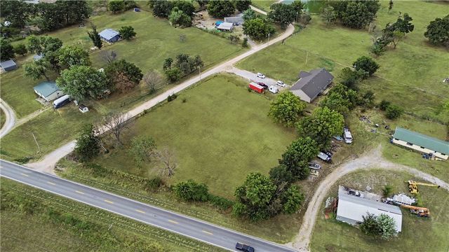 13095 Earl Road, Gravette, AR 72736