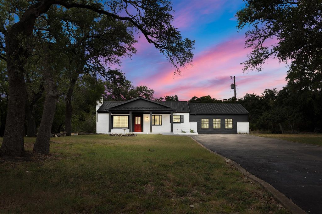 234 Woodcreek DR, Wimberley, TX 78676
