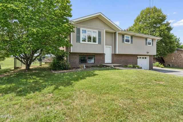 1046 Okrina Drive, Church Hill, TN 37642