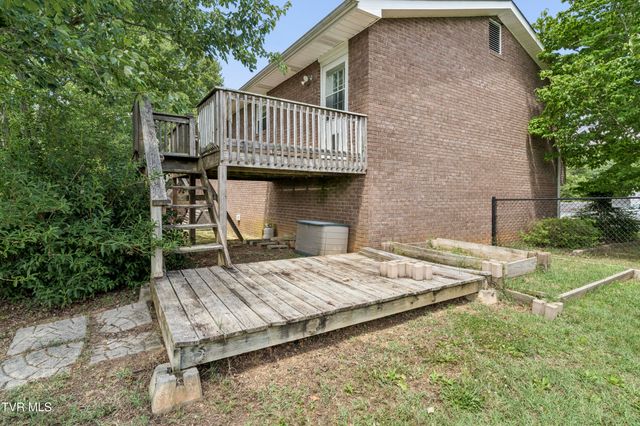 1046 Okrina Drive, Church Hill, TN 37642