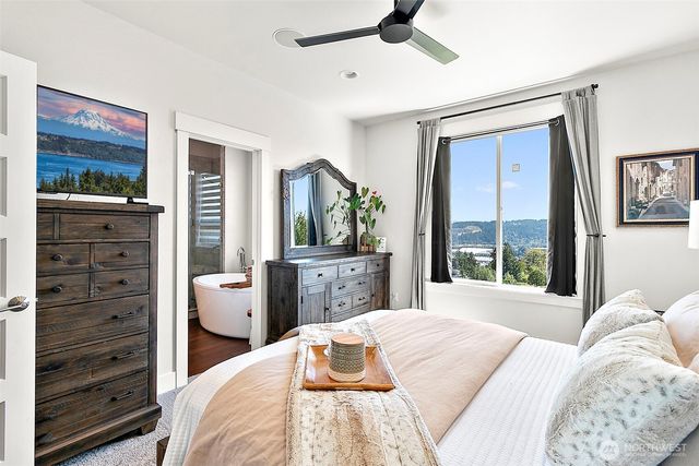 4717 127th Avenue E, Edgewood, WA 98372