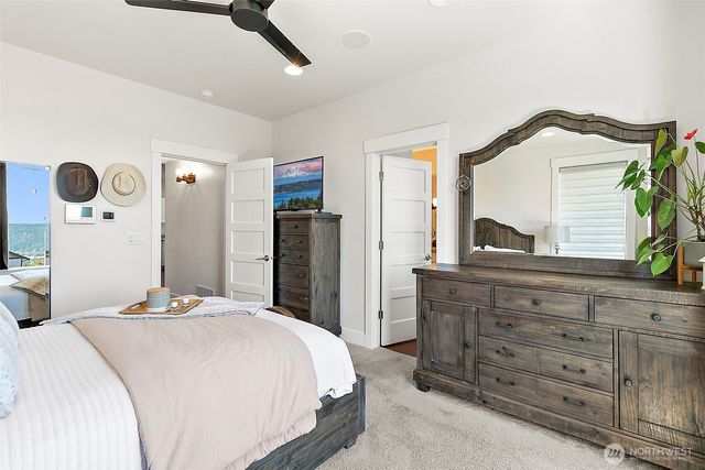 4717 127th Avenue E, Edgewood, WA 98372