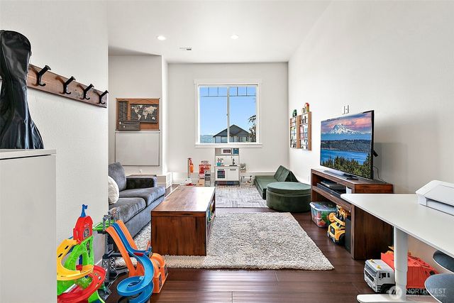 4717 127th Avenue E, Edgewood, WA 98372