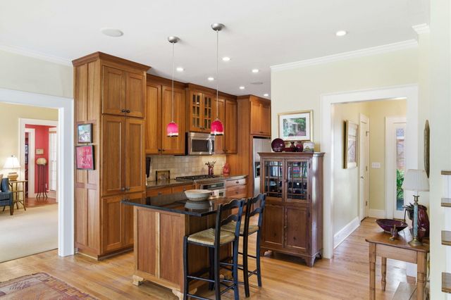 143 Live Oak Drive, Mount Pleasant, SC 29464
