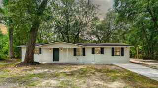 8524 LINCREST Drive W, Jacksonville, FL 32208
