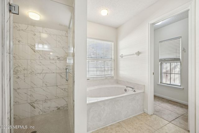 12141 RUNNING BROOK Drive, Jacksonville, FL 32225