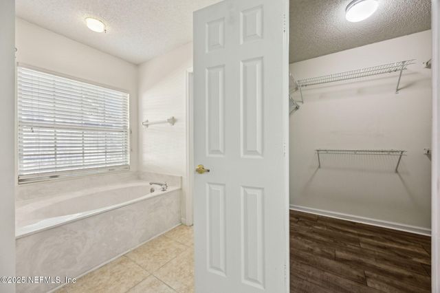 12141 RUNNING BROOK Drive, Jacksonville, FL 32225