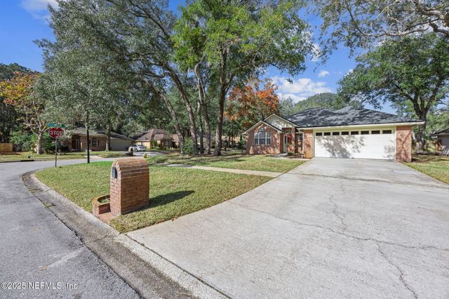 12141 RUNNING BROOK Drive, Jacksonville, FL 32225