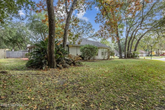 12141 RUNNING BROOK Drive, Jacksonville, FL 32225