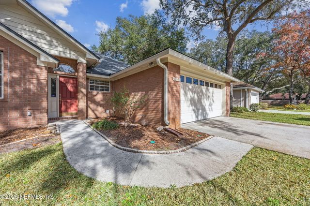 12141 RUNNING BROOK Drive, Jacksonville, FL 32225