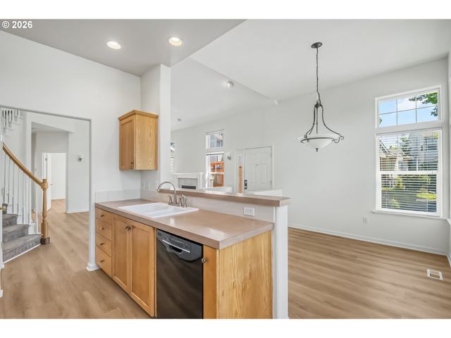 14835 Nw ELAINA Ln, Portland, OR 97229