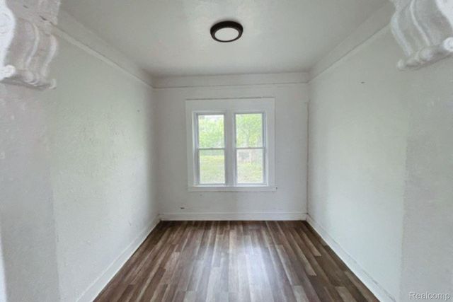 16153 Littlefield Street, Detroit, MI 48235