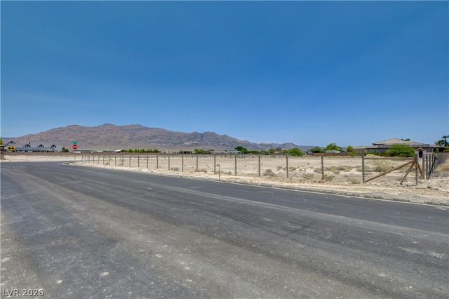 6465 Meisenheimer Avenue, Las Vegas, NV 89131