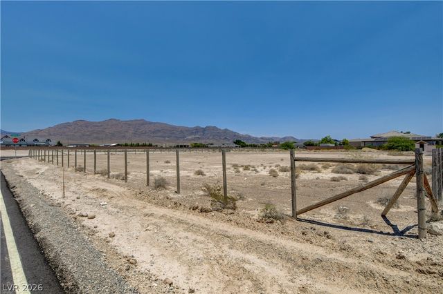 6465 Meisenheimer Avenue, Las Vegas, NV 89131