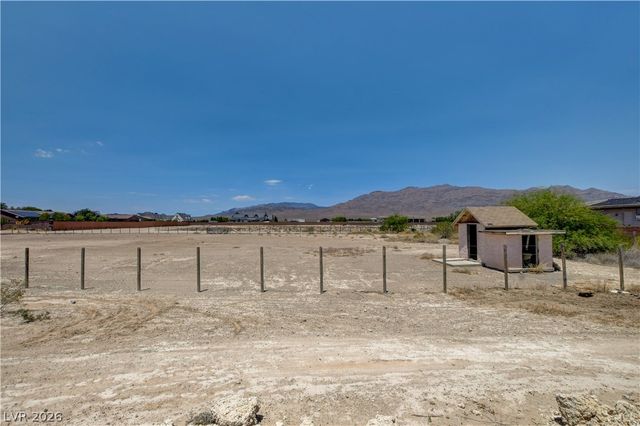 6465 Meisenheimer Avenue, Las Vegas, NV 89131