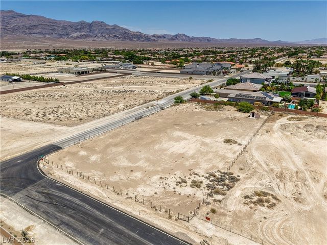 6465 Meisenheimer Avenue, Las Vegas, NV 89131